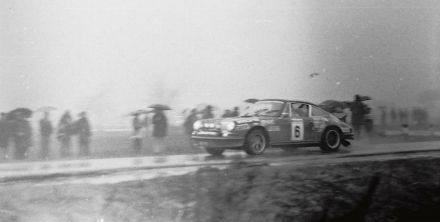Wolfgang Šulc i Fritz Weixlbraun – Porsche Carrera RS.