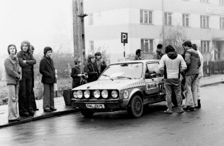 Henning Schou i Edmund Petan – VW Golf GTi.