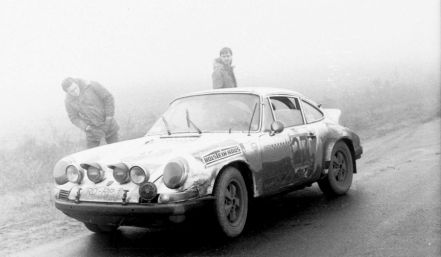 Rolf Petersen i Andre Bockelman – Porsche Carrera RS.