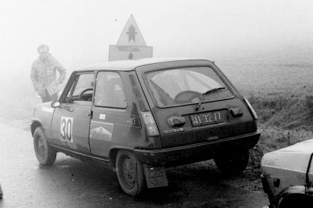 Tadeusz Dębowski i Krzysztof Szaykowski – Renault 5 Alpine.
