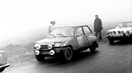 Jerzy Landsberg i Marek Muszyński – Renault 5 TS.