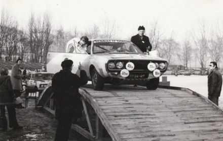 Błażej Krupa i Piotr Mystkowski – Renault 17 Gordini.