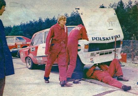 Polski Fiat 125p/1800 Krzysztofa Komornickiego i Jerzy Stępkowski.