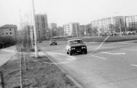 Ksawery Frank – Polski Fiat 125p/Akropolis.