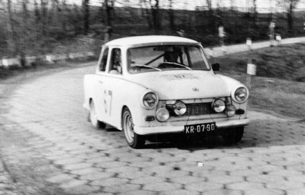 Tadeusz Betlej i Krzysztof Adamski – Trabant 601.