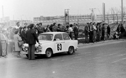 Tadeusz Betlej i Krzysztof Adamski – Trabant 601.