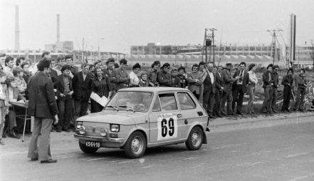 Janusz Wysoczyński i Andrzej Kowalski – Polski Fiat 126p.