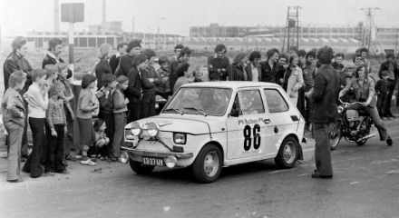 Krzysztof Winkowski i Krzysztof Szymczak – Polski Fiat 126p.