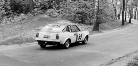 Krystian Bielowski i Andrzej Kapitan – Polski Fiat 125p/1300.