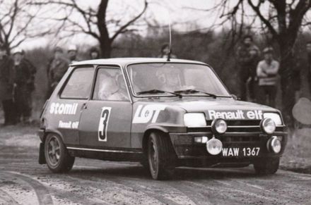 Błażej Krupa i Piotr Mystkowski – Renault 5 Alpine.