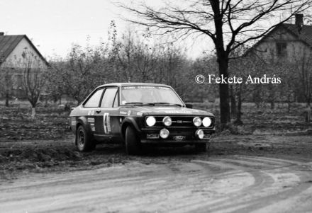 Gilbert Staepelaere i Eric Bessem – Ford Escort RS 1800.