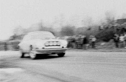 Rolf Petersen i Andre Bockelmann – Porsche 911 SC.