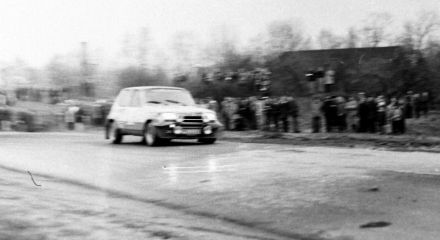 Guy Frequelin i Jacques Delaval – Renault 5 Alpine.