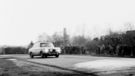 Bogdan Drągowski i Tadeusz Buksowicz – BMW 2002 Ti.