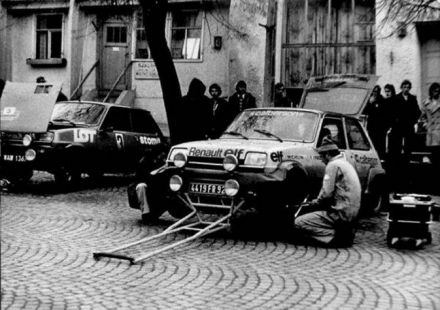 Guy Frequelin i Jacques Delaval, Błażej Krupa i Piotr Mystkowski – Renaulty 5 Alpine.