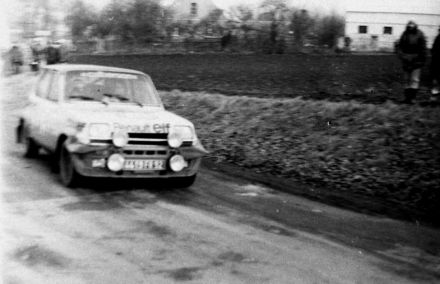 Guy Frequelin i Jacques Delaval – Renault 5 Alpine.