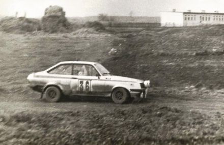 Hans Britth i Willy Andersson – Ford Escort RS 2000.
