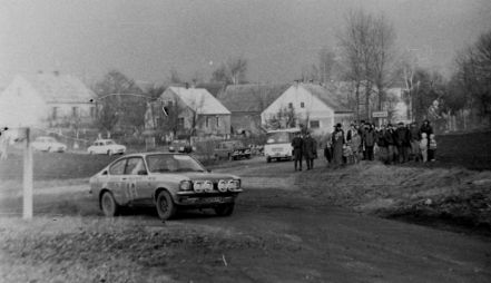 Poul Weinreich i Holger Möller Nielsen – Opel Kadett GT/E.