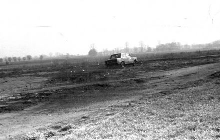 Barbara Stępkowska i Jerzy Stępkowski – Polski Fiat 125p/1500.