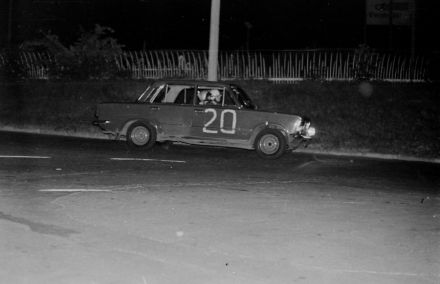 Krzysztof Godwod – Polski Fiat 125p.