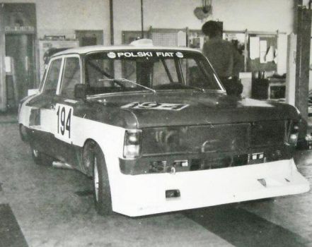 Wyścigowy Polski Fiat 125p/1800.