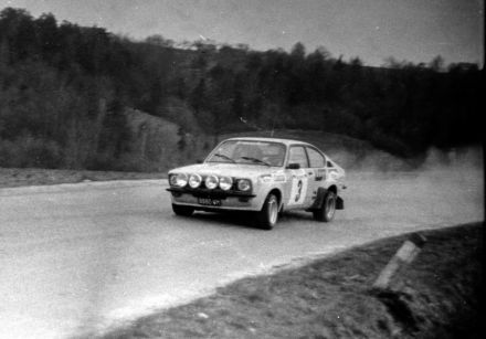 Jerzy Landsberg i Janusz Wojtyna – Opel Kadett GT/E. 