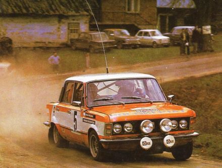 Tomasz Ciecierzyński i Jacek Różański – Polski Fiat 125p/1800.