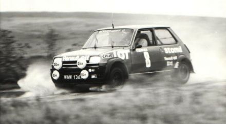 Błażej Krupa i Piotr Mystkowski – Renault 5 Alpine.