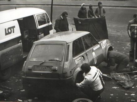 Błażej Krupa i Piotr Mystkowski – Renault 5 Alpine.