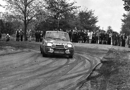 Błażej Krupa i Piotr Mystkowski – Renault 5 Alpine.