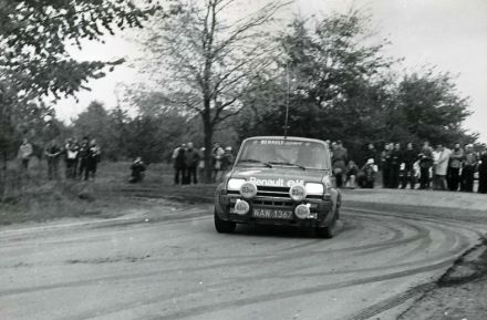 Błażej Krupa i Piotr Mystkowski – Renault 5 Alpine.