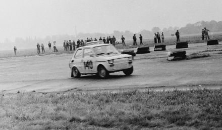 Adam Piskozub – Polski Fiat 126p.
