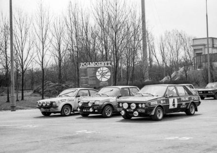 Maciej Stawowiak i Jacek Różański – Polonez 2000 gr.4.