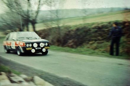 Maciej Stawowiak i Jacek Różański – Polonez 2000 gr.4.