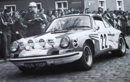 Ryszard Kopczyk i Wojciech Jodłowski – Porsche 911T.