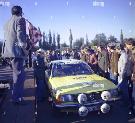 Holger Helle i Ole Hansen – Opel Ascona.