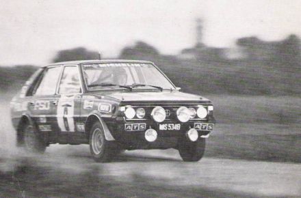 Maciej Stawowiak i Jacek Różański – Polonez 2000.