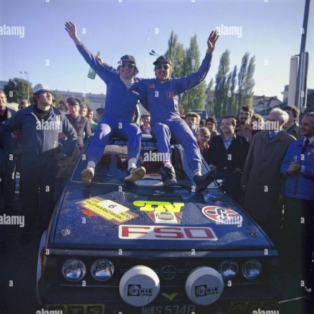 Maciej Stawowiak i Jacek Różański – Polonez 2000.