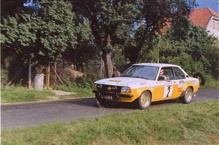 Klaus Joachim Kleint i Günther Wanger – Opel Ascona.