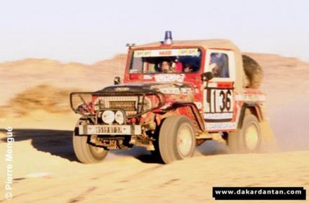 Pierre Fougerouse i Anne Marie de Belabre – Toyota BJ.