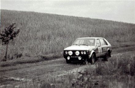 Maciej Stawowiak i Ryszard Żyszkowski – Polonez 2000.