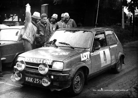 Błażej Krupa i Piotr Mystkowski – Renault 5 Alpine.