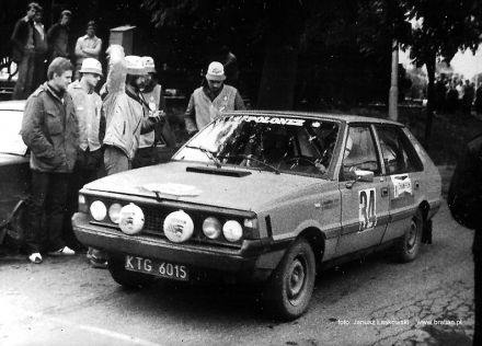 Andrzej Białowąs i Wojciech Ondraczek – Polonez 2000.