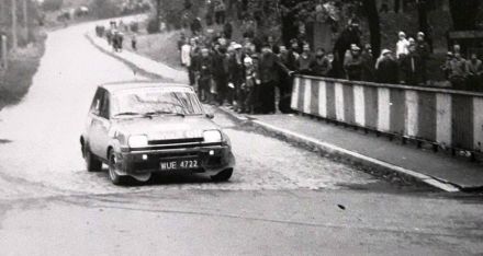 Ryszard Granica i Tomasz Szostak – Renault 5 Alpine.