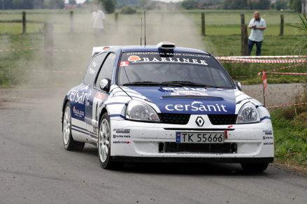 Michał Sołowow i Jarosław Baran - Renault Clio S1600.