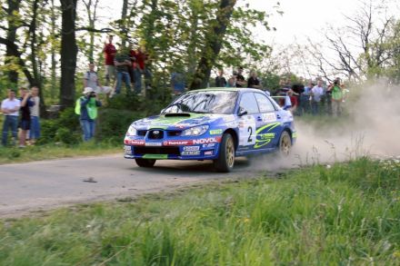 Leszek Kuzaj i Jarosław Baran - Subaru Impreza N12B.