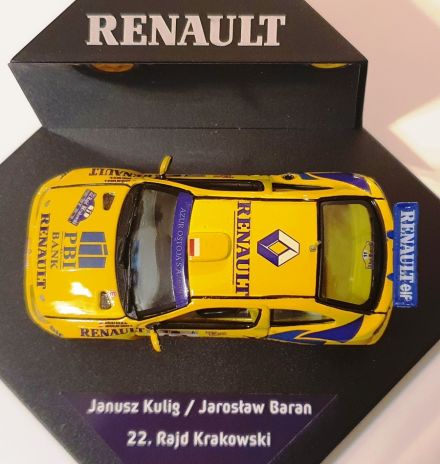 Renault Megane Maxi.