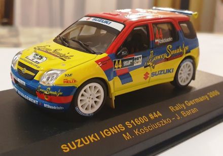 Suzuki Ignis S1600.