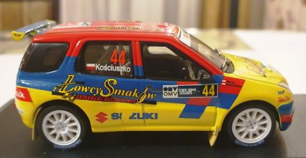 Suzuki Ignis S1600.