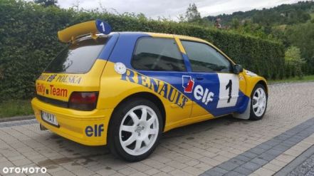 Renault Clio Maxi - replika